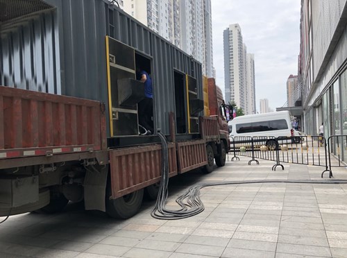 下谷坪土家族乡柴油发电机空气滤清器在不同季节的更换周期是否有差异？
