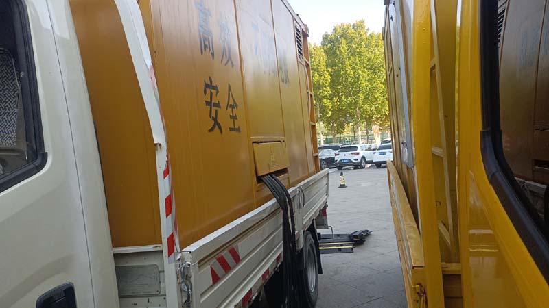 下谷坪土家族乡如何判断柴油发电机组和UPS电源的切换时间是否符合要求？