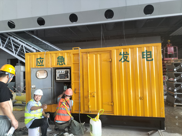 下谷坪土家族乡怎样判断空气滤清器是否需要更换？
